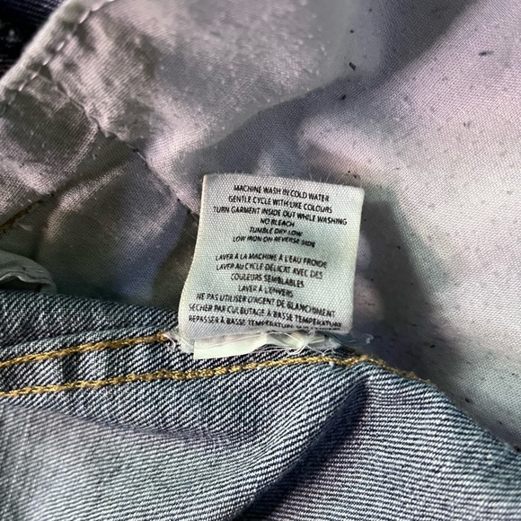 Jean Jacket (L) - Picture 7 of 8